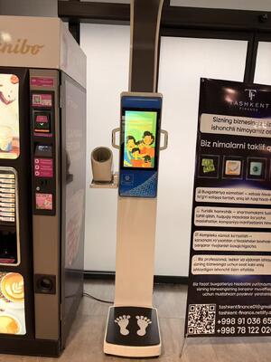 Intelligent Height Weight Blood Pressure Measurement Fat Scanner 3D Body Composition Analysis Machine for Fitness